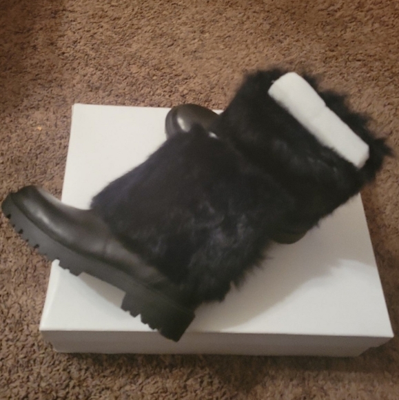 Charles David Womens Black Leather Render Rabbit Fur Trim Boots - Picture 8 of 10